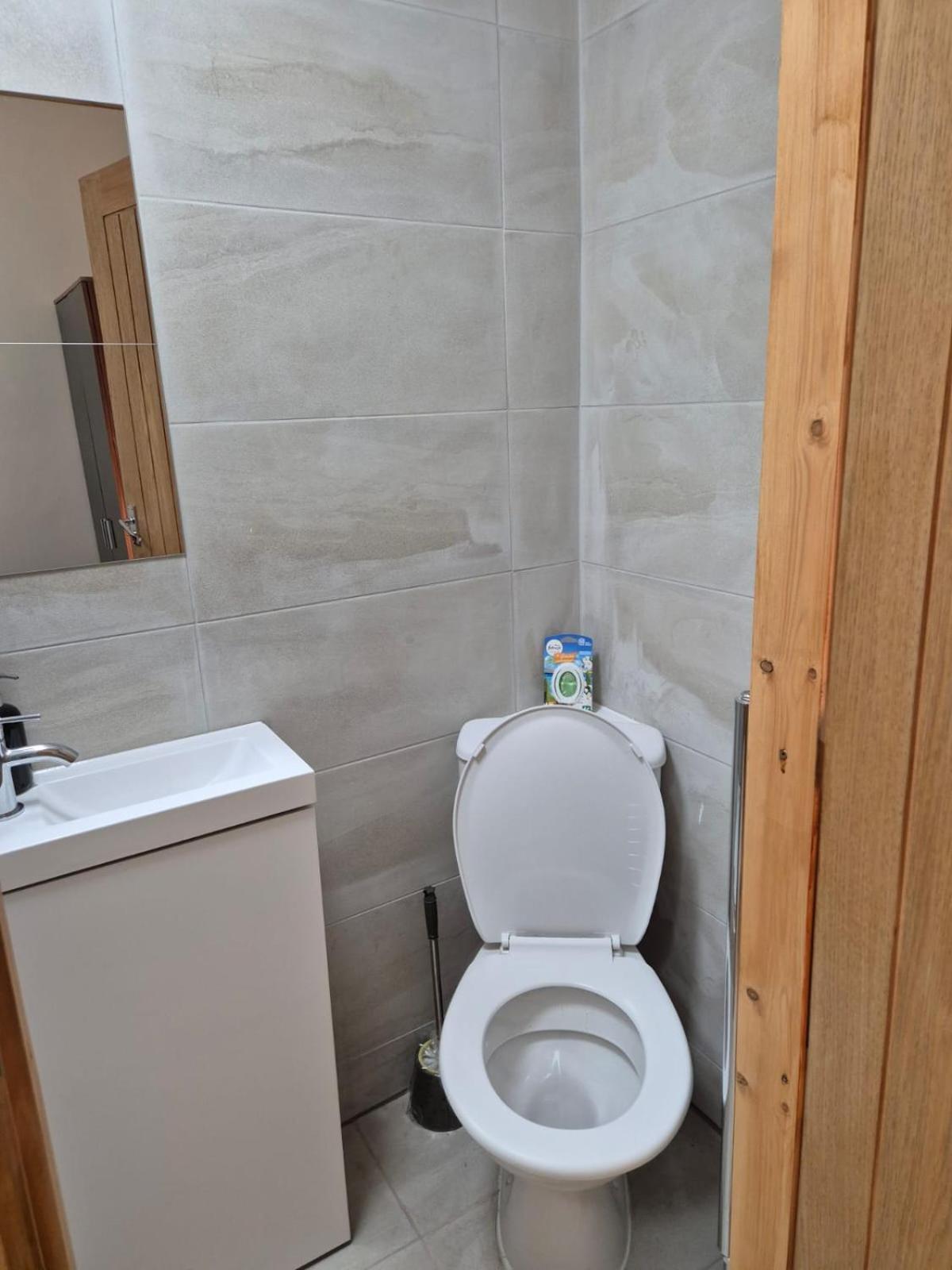 Rooms In Manchester 6 Minutes Drive To Victoria Station Zewnętrze zdjęcie