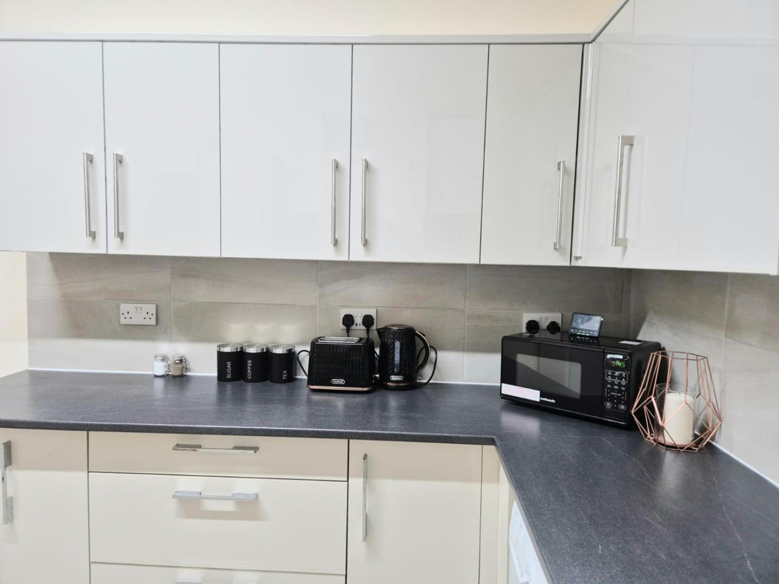 Rooms In Manchester 6 Minutes Drive To Victoria Station Zewnętrze zdjęcie