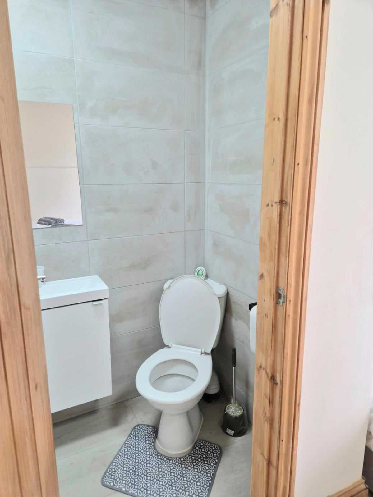 Rooms In Manchester 6 Minutes Drive To Victoria Station Zewnętrze zdjęcie
