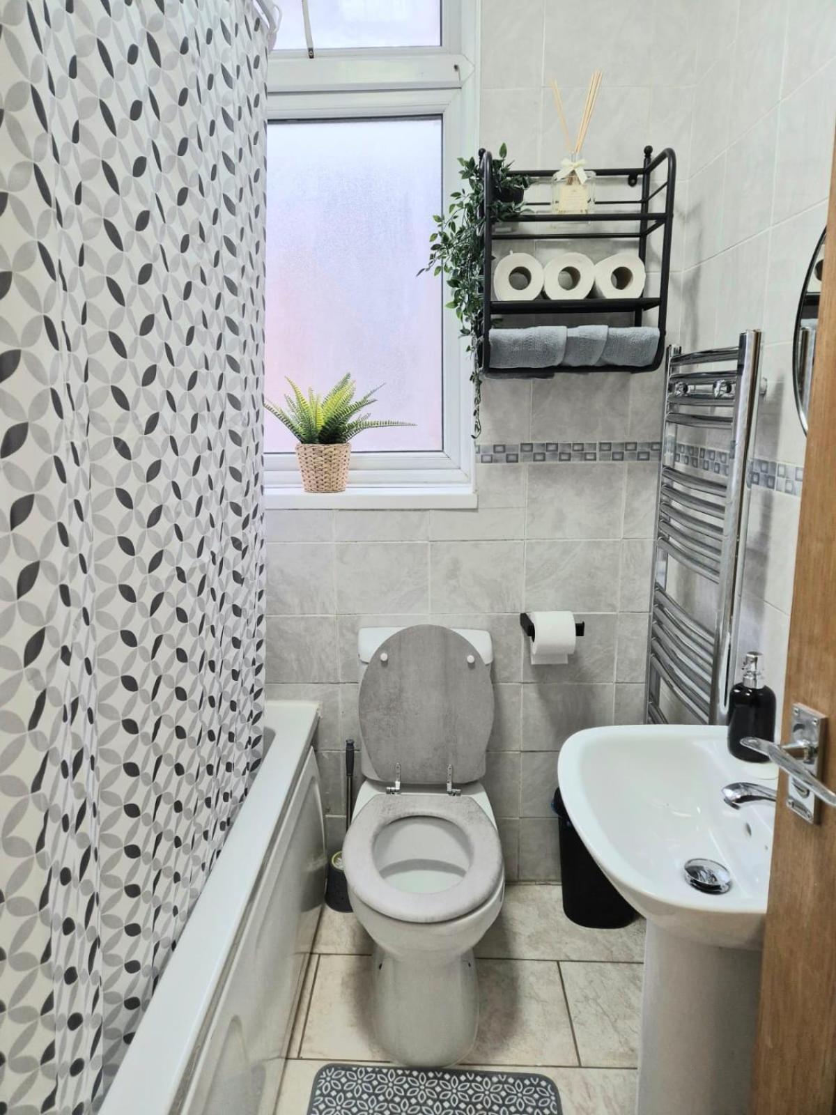 Rooms In Manchester 6 Minutes Drive To Victoria Station Zewnętrze zdjęcie