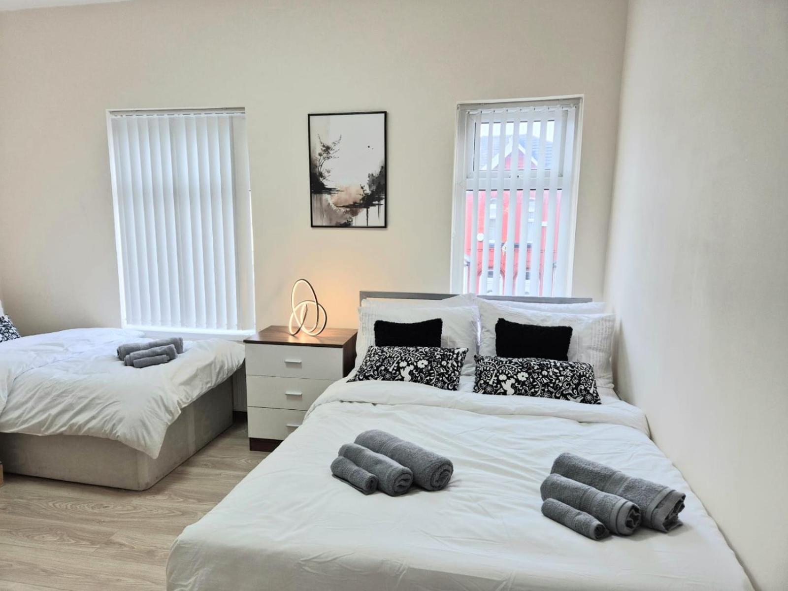 Rooms In Manchester 6 Minutes Drive To Victoria Station Zewnętrze zdjęcie